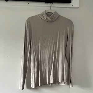 H&M Open Back Turtle Neck Sweater L